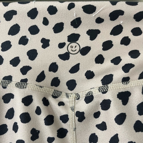 Gilly Hicks Find Your Happy Place Brown Leopard Print Pocket High Rise Leggings - Picture 11 of 12